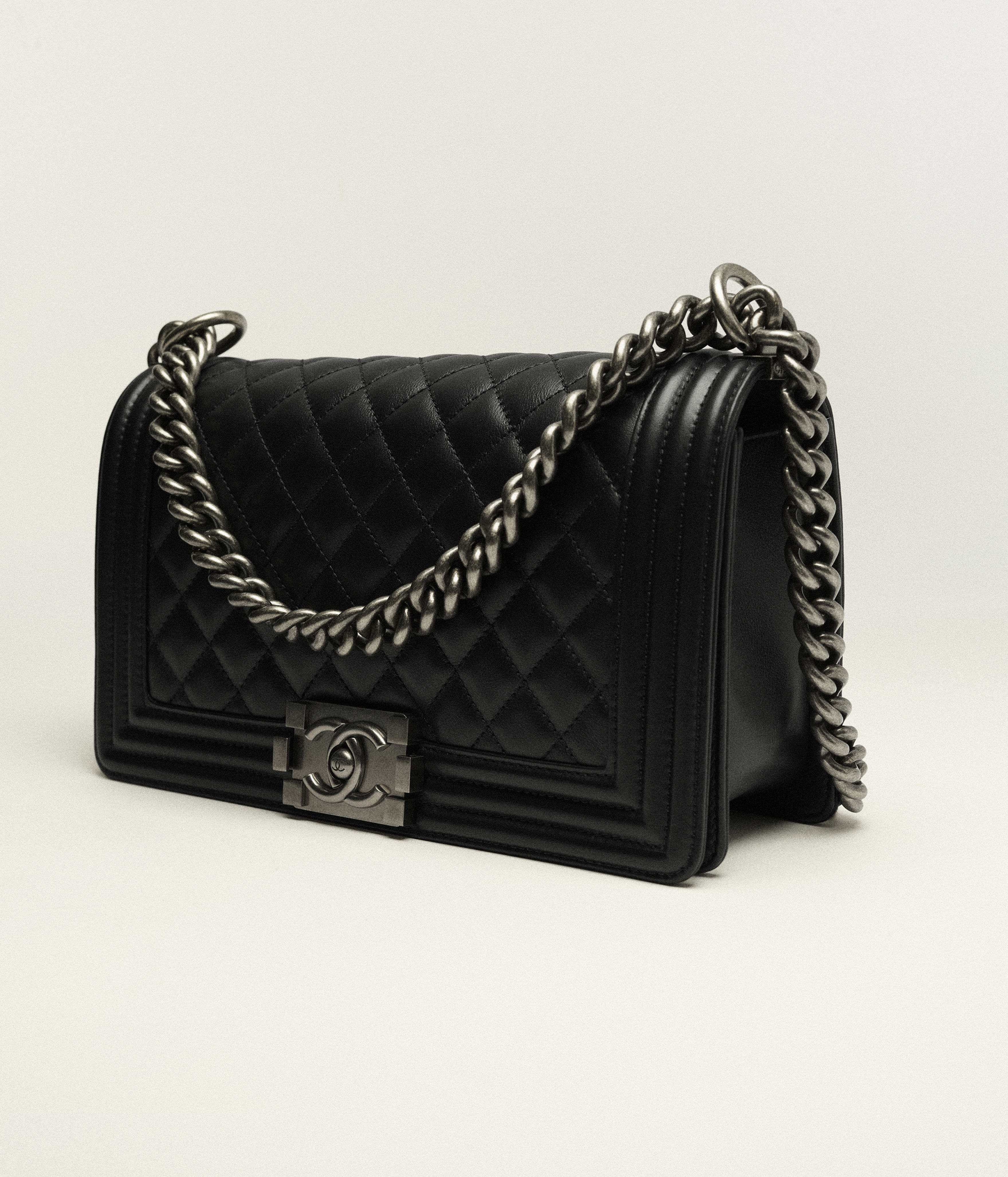 BOY CHANEL Tasche - Schwarz - Kalbsleder & Metall mit Ruthenium-Finish - Ansicht Artistique 3